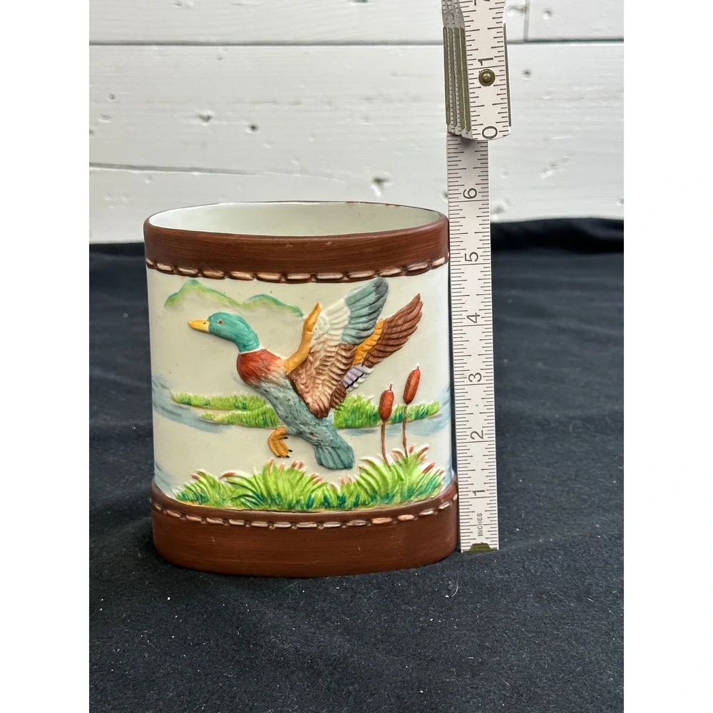 Vintage Mallard Duck Ceramic Planter Pencil Cup 3D Embossed Wildlife Decor